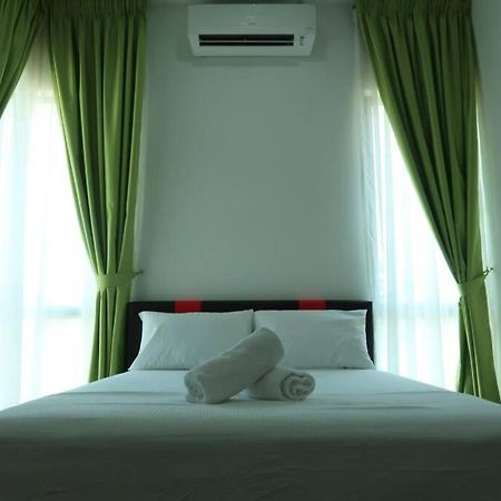 Promo Private Luxurious Nilai Vacation Home المظهر الخارجي الصورة