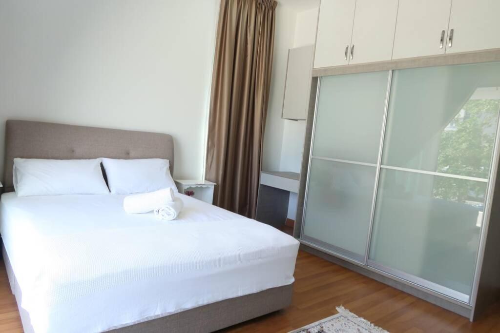 Promo Private Luxurious Nilai Vacation Home المظهر الخارجي الصورة