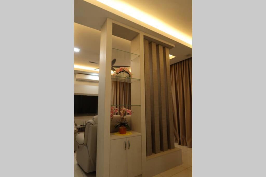 Promo Private Luxurious Nilai Vacation Home المظهر الخارجي الصورة